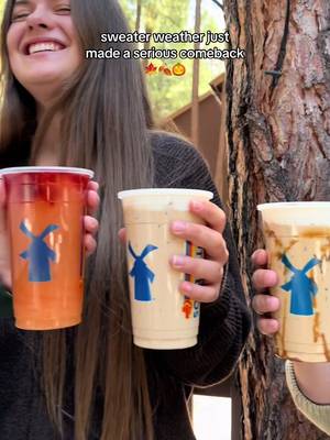 piece together your perfect fall w/ new and returning drinks 🍂🧶🤩 Caramel Pumpkin Brûlée 🎃Pumpkin & Salted Caramel w/ Soft Top, Pumpkin Drizzle & Raw Sugar Sprinks Cookie Butter Latte 🍂Cookie Butter Flavor and Swirl w/ Soft Top & Cookie Butter Drizzle Autumn Berry Rebel Energy 💜 Pomegranate, Orange & Peach w/ Mixed Berry Fruit #dutchbros #fallseason 