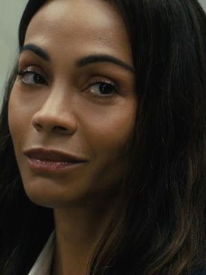 Eu jamais faria isso. Dito isso: anotado. ✍️✍️✍️ #Lioness #Série #Ação #ParamountPlus #ZoeSaldana