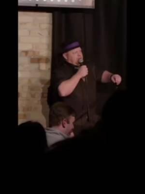 Identical vs Fraternal Twins.  My favorite are... #twins #identicaltwins #fraternaltwin #roblittle #comedy #funnyreels #funnyvideo #funnymoments #standupcomedy #standup #standupcomedian