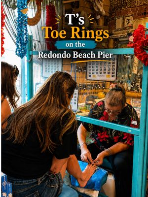 Such a fun find on the Redondo Beach Pier! ✨ T’s Toe Rings will actually fit a toe ring specifically to you and the whole process only takes about 15 minutes. They have tons of styles in sterling silver and gold-filled options and you can just walk up—no appointment needed!  #losangeles #thingstodoinla #toerings #redondobeach #fyp 