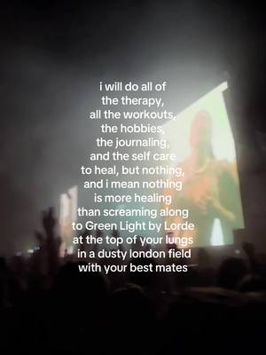 green light is THAT song. thank you @Lorde for soundtracking my life  #lorde #festivals #musicindustry 