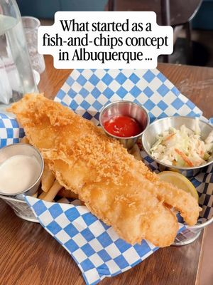 What started as a fish-and-chips concept inside Sawmill Market in Albuquerque now has its own restaurant in Santa Fe! Hook It Up Santa Fe has only been open for a few days, and it’s already getting a LOT of attention online.  And because this seems to be the question everyone is asking: Hook It Up is at 109 N. Guadalupe Street, in the former Paxton’s space across from The Good Stuff and Dinner For Two, near the Eldorado Hotel.  We stopped in around 2:30 p.m on Saturday, prime post-nap dining time for our family, and were seated right away. We tried the Fish and Chips and Baja Fish Tacos. The fried fish was easily the standout for both of us, and I LOVED the fried fish tacos. The chips (fries) themselves were a little underwhelming. They also serve local beer and wine and have both indoor seating and a small outdoor patio that connects to VARA’s Santa Fe tasting room.  A couple of helpful notes for families: they didn’t have high chairs when we visited, which made dining with our very wiggly 16-month-old a little challenging. And while there is a small Eldorado parking lot right outside, parking was $4/hour. We used it because it looked like it was going to rain, but otherwise I’d recommend finding another downtown parking option. As always, please give newly opened restaurants some grace as they get their bearings 🫶🏻 Have you tried Hook It Up yet? We’ll be back for sure! 