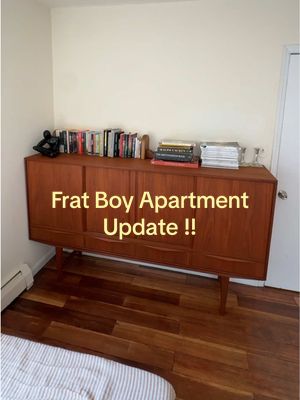 WE FINALLY GOT A DRESSER Y’ALL WE’RE MOVING UP IN THE WORLD!!!!! #interiordesign #roominspo #midcenturymodern #vintagefurniture #roommakeover 