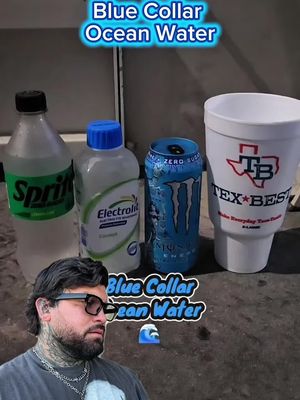 I saw this Blue collar ocean water that Liamclif10 made so I had to give it a try. Blue Hawaiian @Monster Energy , coconut @Electrolit & a zero sugar @Sprite 