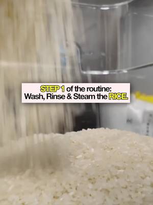 Every single grain gets thoroughly washed and triple-rinsed so you get that clean, super fluffy texture in every bite.  Do you prefer rice bowls or noodle bowls for your daily meal? Let us know below! 👀 #bowlsofrice #bowlsofriceparter #southloopchicago #wabashave #chicagoillinois 