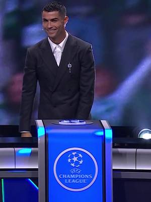 He can do it all 😅 #UCL #UCLdraw 