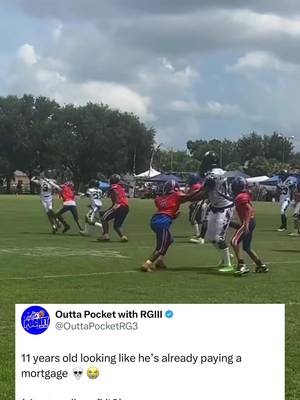 No way he’s 11 years old man 😭  #nfl #football #fyp #sports #viral 