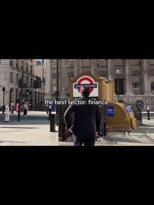 working in finance is unmatched 📈 #finance #financebro #cityoflondon #wallstreet #highfinance 