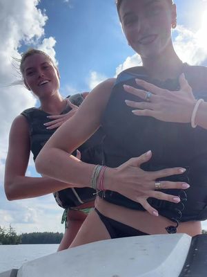 apple dance on the lake