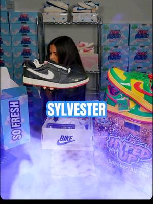 GOLD PULL‼️FOR ONLY $5⁉️😳 | SOMEONE PULLED $200+ JORDAN 1 RETO LOW NIGEL SYLVESTER 👟 FOR ONLY $5 on our Live😱🔥 #Livebreaks #tiktoklive #livehighlights #unvaultedlyte 