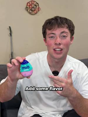 #mioPartner College is a lot easier when you stay hydrated throughout the day. Make your semester better by picking up mio hydrate today! @mio #senior #college #collegelife #ditl 