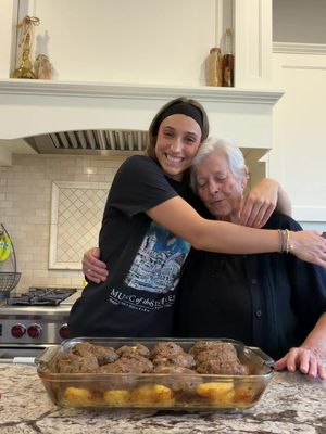Back in the kitchen with Yiayia Maria! 🇬🇷🤍 Today we’re making traditional Greek seasoned ground meat patties - Μπιφτέκια One of the classics when it comes to Greek cuisine! Serves 5 (with leftovers).  Potatoes: - 6-8 yellow potatoes (depends on size) - Rinse, peel & cut In a large mixing bowl add; - 1/3 cup olive oil - make sure they’re covered - 1 whole fresh lemon - 1 tbsp salt - 1/2 tbsp oregano  - 1/2 tbsp pepper - 2 chopped garlic gloves  - 1/2 cup water  - Bake at 350 for 1hr or until semi soft  - Once they’re semi soft add biftekia ontop.  Biftekia: - 1 medium size white onion grated  - 2-6 grated garlic cloves ( how garlicy you want them)  - 2 tbsp chopped mint - 4 tbsp chopped parsley - 1/2 tbsp salt ( if you don’t add cheese add another 1/2) - 1 tbsp oregano - 1/2 tbsp pepper - 1 tbsp white vinegar  - 1-2 tbsp olive oil  - 1 cup bread crumbs - 1.3 kilo lean ground beef - Mix all together in a mixing bowl until throughly blended. Make into patties and add feta into the centre. - Bake ontop of potatoes for 35 min or until brown. - Flip for another 15 or until somewhat brown and then broil for 5 min Serve and enjoy!!! #Vlog #Recipe #cooking #greek 