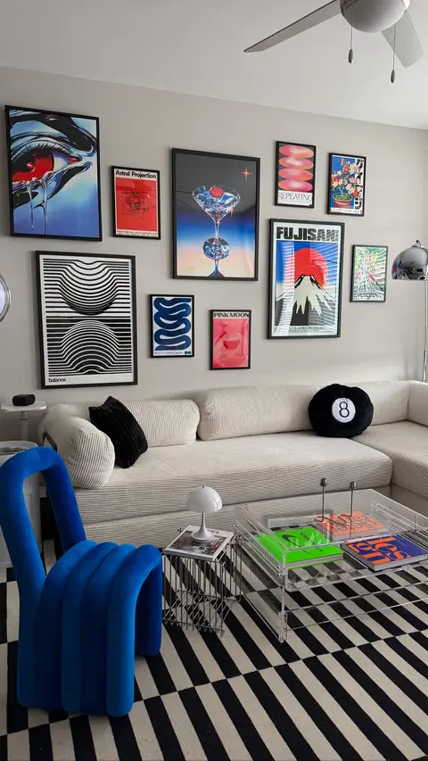 #apartmentaesthetic #midcenturymodern #homedecor #livingroomdecor #fypシ゚viral 