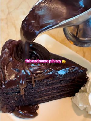 Linda’s Fudge Cake has no business looking this good
