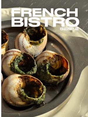 French snails 🇫🇷🐌 Have you already tried the OG escargots à la Bourguignonne?  Classic recipe here, everything from scratch. A perfect snack, or starter.  Recipe on my next Newsletter, check in Bio  #Snails #escargots #frenchfood #france