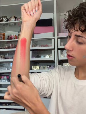 Replying to @karma🥛 and it’s not even the same consistency. Hers was wet. The blush is velvet…. Remember you guys I’m an HONEST  reviewer. I will forever, be honest, no matter the brand. #makeup #beaty #dausmendoza #review 