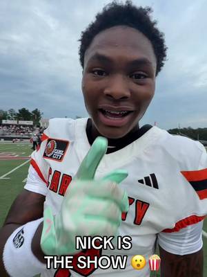 He’s TELLING YOU. Nick is REAL DEAL 🤫🍿 @__.nolimit_n  5⭐️ WR Nick Lennear came to play against Lee County. 2 TD performance on the road. #football #floridafootball #blurrr #floridafootball #highlights 