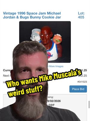 Who wants Mike Muscala's weird stuff? #NBA #nbamemes #mikemuscala #auction 