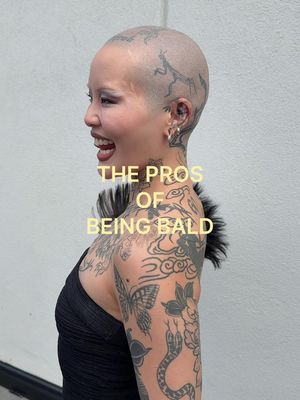 the cons??? The possible sun burn on my noggin 😞 #bald #baldhead #headtattoos