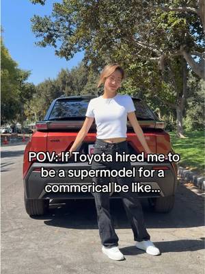 She's beauty and she's grace. 💁‍♀️ #ToyotaPartner #ToyotaCHR #LetsGoPlaces 