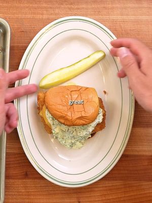 #ClaussenPartner If the tartar sauce doesn't have pickles, I don’t want it Get @Claussen Pickles in the fridge section at your local grocer! 