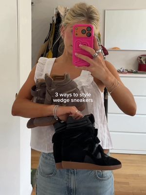 it’s wedge sneaker season so here’s some outfit inspo, courtesy of @stevemadden #wedgesneakers #smpartner