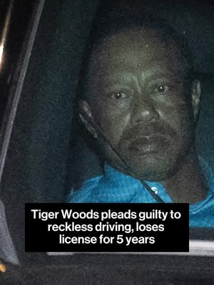 Tiger Woods has pleaded guilty to reckless driving and will lose his driver’s license for five years. The golf legend entered the guilty plea in connection with his reckless driving case, with the suspension adding another consequence to the incident. 🎥: GETTY  #tigerwoods #guilty #dui #license 