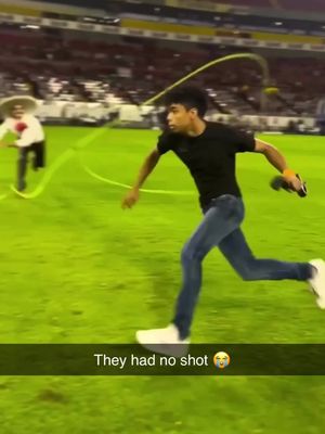 Elite halftime show 😭🤠 (via @Idento.mkt) #Soccer #halftimeshow 