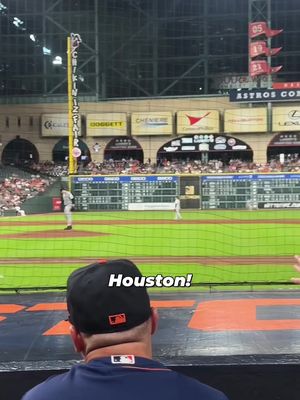 Front seats just to watch this guy try to get into the pitchers head 😂 @TickPick 