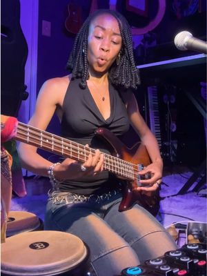 One of my own called Black Effect 👑✨💜 #livelooping #rnb #music 