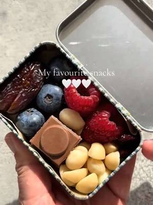 Adding my favourite @Australian Macadamias to my snack box today. Who is in love with the tin box snack trend ? #SnackTime #snacktin #snacks #snackideas 
