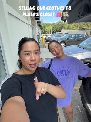 Guys I think this was the most successful trip we've made to Plato's Closet EVER!!! We need to do more closet clean outs 🤗 #platoscloset #Vlog #toronto #sisters #closetcleanout 