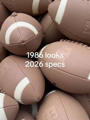 1986 look with that 2026 grip #thedimelab #dimelab #footballtiktok 