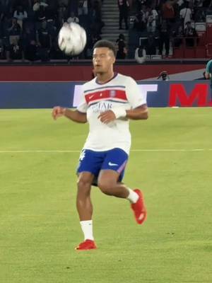 Desiré Doué is ready 🔥⚽️ #Ligue1 #Ligue1Mcdonalds #sportstiktok #Doué #FootballSkills @psg @433 