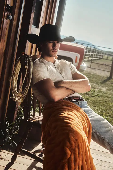 #lolablanket #fall #belmontcameli #western 
