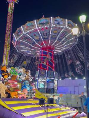 🎡🌽🎃 Who’s Ready For The @ncstatefair And All Of The Fun Fall Activities In North Carolina This Year!? 🍁 From The Craziest Fair Foods To The Rides, Games And All Of The Fall Fun, I Can’t Wait To Share All Of The Excitement With You Guys!! 🎢🍗🍭 Stay Tuned For More! 🎟️ It’s Almost That Time Of Year, And Tickets Are On Sale Now!! ➡️ Send This To Who You’re Going To The Fair With This Year And Follow Me @raleighwanderlust For More!! #nc #northcarolina #visitnc #ncstate #ncstatefair   