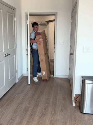 Turning my first apartment into a home pt.4 Amazon link for this in my bio 🔗  Part 5 coming soon (the other 2 boxes)