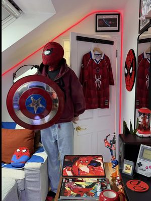 swing, watch, play, repeat 🎦▶️🔁 #apartmenttherapy #roominspiration #bedroomideas #spidey #ledlights 