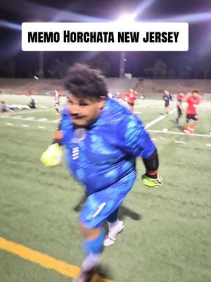 memo Horchata🇲🇽 finally gets a new jersey but looks like the sky, ocean or blue berry according to everyone.😭 #goa #goalkeeper #Soccer #fut #futbol⚽️ 