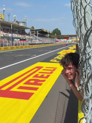 Ollie watching Seb Vettel drive the Ferrari F2002 🥹 #HaasF1 #F1 #OllieBearman 