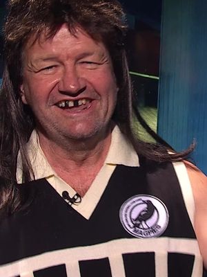 @zak.butters - Gavin Muntberry's got a special message for you 🖤🤍🩵 @thefrontbar7 #TheFrontBar #AFL #PortAdelaide #ZakButters #Comedy