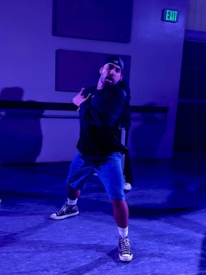 BbY WOW 🩵 This was such a fun one! Felt so good to take class and dance to one of my fave songs! 🕺🏻 
