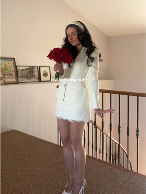 Je voulais absolument un look très 90s ❤️ #civilwedding #mariagecivil #tenuemariagecivil 