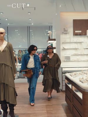 The Cut girls are baaaack with another edition of #WindowShopping. 🛍️ Watch above as we play dress up and pick out our new fall favorites at @Michael Kors’s Rockefeller Center store.