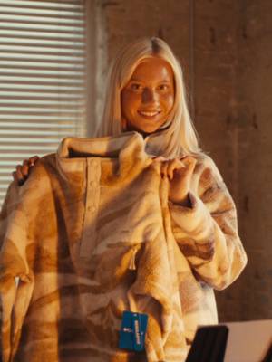 Ken Eurich for Columbia Sportswear To celebrate 35 years of our 1991 Helvetia Fleece, we’ve challenged @Ken Eurich to order the fleece the 90s way, via fax. Fax your details to 503-208-8580 to win