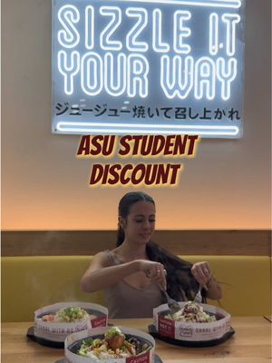 ASU DISCOUNT 🥘 on sizzling hot plates originating from Tokyo! This is a fast, filling and nutritious meal you're going to want to know about! I'm back at Pepper Lunch #ad and here's the NEW deals they have going on: 👉🏼Kimchi Sundays: BOGO Kimchi Beef Pepper Rice 👉🏼Tofu Tuesdays: BOGO Tofu Pepper Rice 👉🏼ASU students receive 15% off with a valid student ID (all-time) 🤑  Open to the public and to ASU students on campus, these deals are basically a TWO FOR ONE free meal so you can have lunch & dinner to take to class or for you & a friend to share. 😋 Here's what I picked to order! 🍚 Kimchi Tofu Pepper Rice 🍗 Kimchi Chicken Pepper Rice 🥩 Beef Sizzling Curry (FAVE) 🦐 Salmon and Shrimp Pepper Rice Combo (FAVE) 🥤 Stubborn Cream Soda (vanilla) 🥤 Tractor Mandarin Cardamom (tea) Your food arrives in a sizzling hot plate and you will stir it up to cook it to perfection whether you like it more medium rare or well done, etc. Everything was absolutely divine and savory, these huge crave-worthy portions are a great affordable price. 💰 LET ME KNOW, have you been to a Pepper Lunch location before? Will you be checking out this teppanyaki restaurant? 🤤  This location: 📍947 S Mill Ave, Suite 107, Tempe, AZ 85281  #phoenixarizona #azfoodie #teppanyaki #asu 