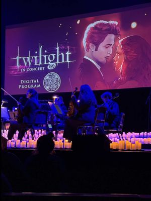 Hoa hoa season is here!  Don’t miss your chance to see Twilight in Concert this time around.  PRE-SALE TICKETS WILL BE LIVE THIS FRIDAY 09/11/26! Check out the official Twilight Sage Instagram page for more details on tour stops, dates, and ticket pricee.  (Please note: This Twilight in Concert was recorded November of 2025 at the Minneapolis Orpheum Theater. Unfortunately, the tour will not be stopping here thie time around.)  #twilight #twilighttiktok #hoahoa #liveorchestra #datenightideas 
