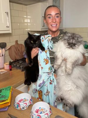 Good food and plenty of purrs!My cats are both big fans of @KatKin.Club! If you would like to try it, use my code CHARLOTTE-50 for 50% off your first 14-day trial box! 🔗 in bio #katkin #healthycat #cathealth #catmum #mumtok 