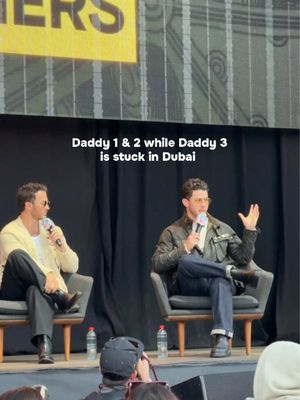Imagine if Joe doesn’t make it for his own half time show 🥹🥹🥹 #nfl #nflaustralia #jonasbrothers #mcg 