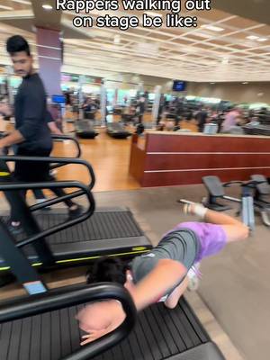 Imagine I’m Eminem and I didn’t fall off the treadmill in front of the entire gym 😭 #ripjuice🕊️ 